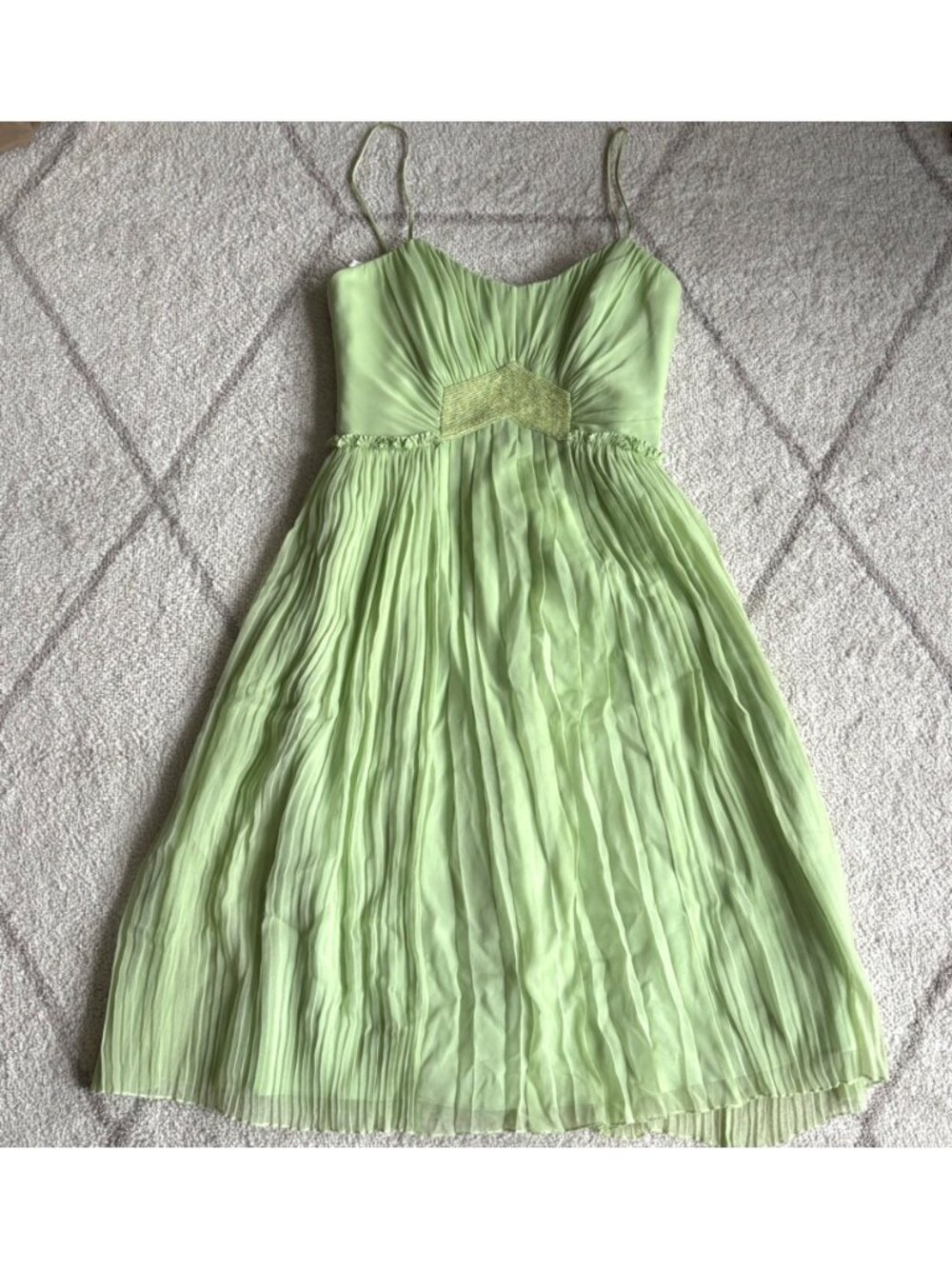 Laundry by Shelli Segal Silk Green Pleated Beaded Y2K Cocktail Dress - Picture 2 of 10